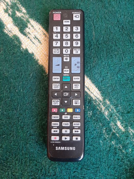 Komputer Windows pro 11  1TB SDD z monitorem klawiaturą I myszką