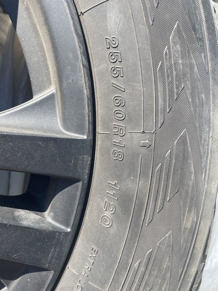 YOKOHAMA 255/60/R18 ice GUARD