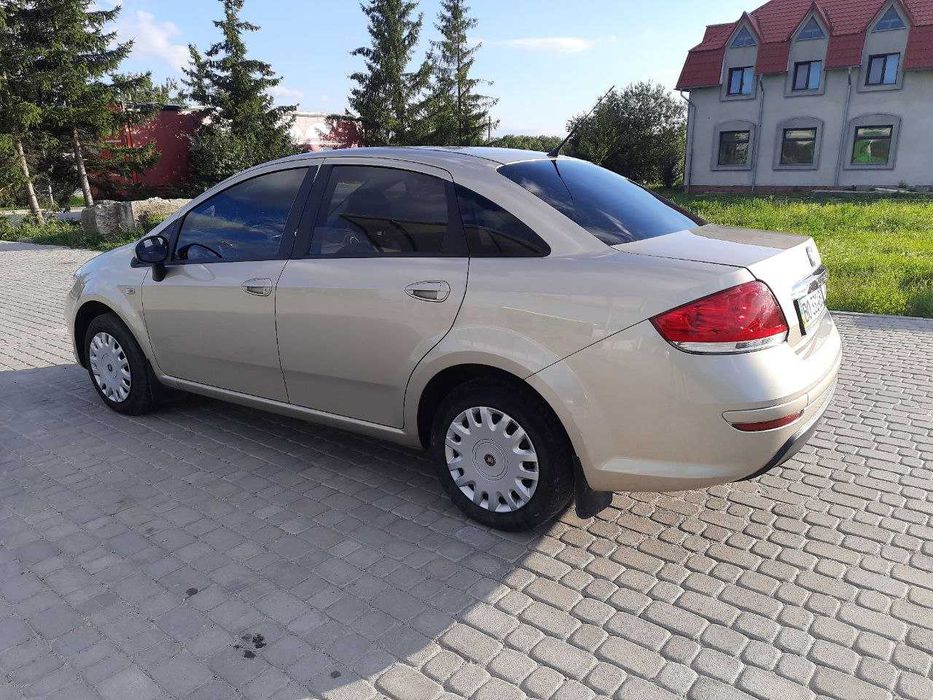 Fiat Linea 1.4 бензин 2013 року