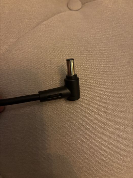 Зарядний пристрій для ноутбука asus
