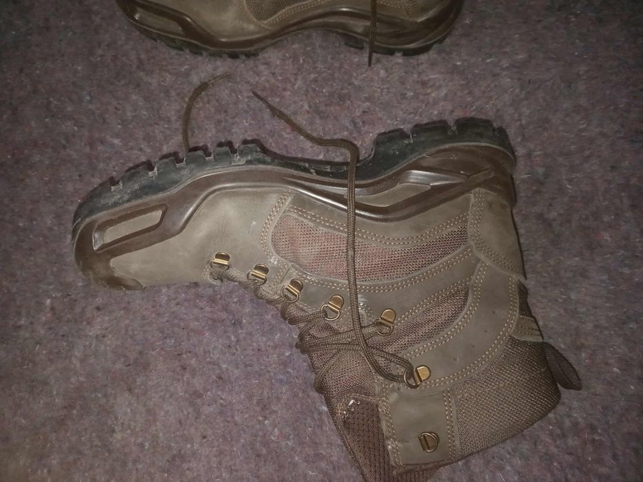 Берци стан нових, одягались декілька разів