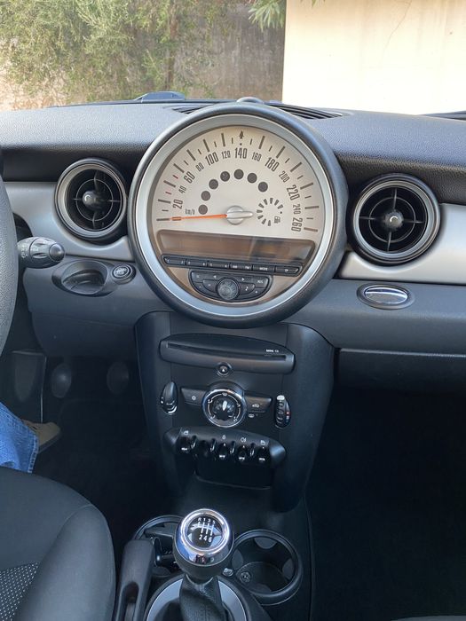 Carro MINI One D