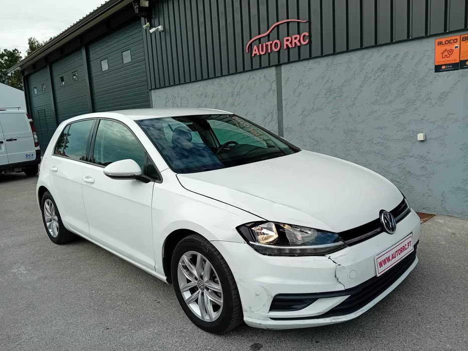 VW Golf VII 1.6 tdi - Nacional ( pequeno sinistro )