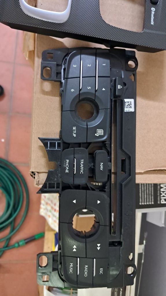 Ecran + leitor cd + moldura Citroen C4