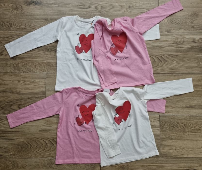 4 x Bluzka długi rękaw Love Mom / Dad dziewczynki 98/104 Bliźniaczki