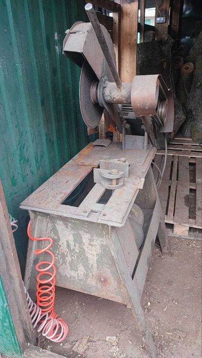 Відрізний станок по металу(повністю в робочому стані)