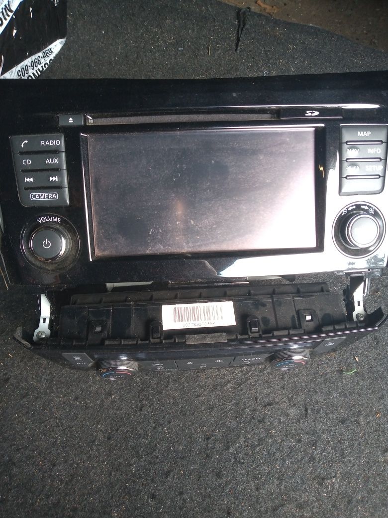 Radio navi nissan x-trail T32 nawigacja