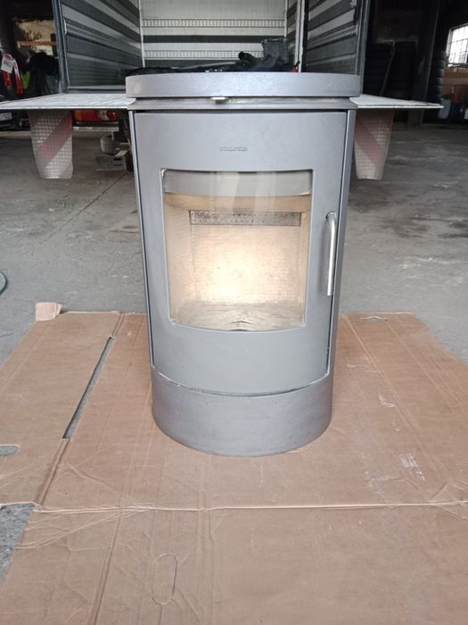 Piec kominkowy , koza na drewno MORSO wolnostojący 5,0 KW