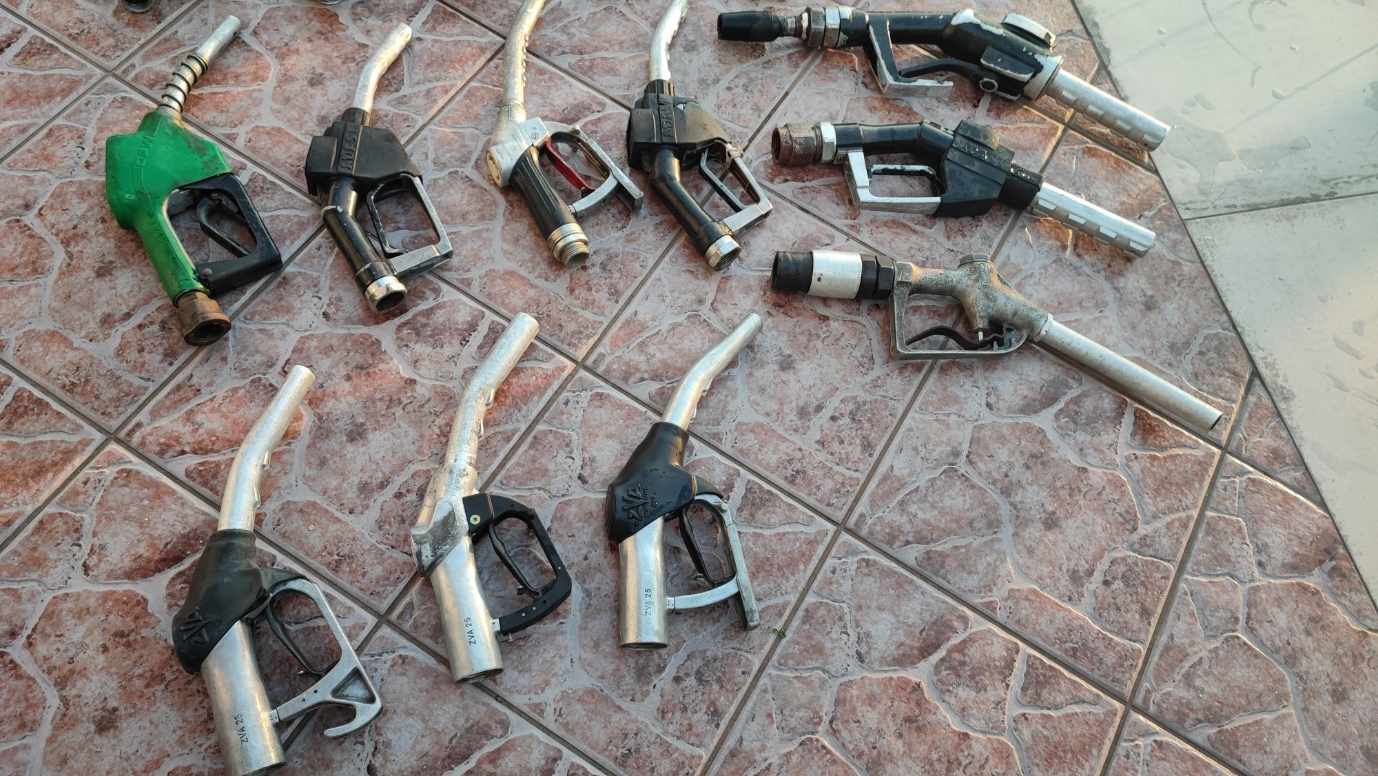 Pistolet do paliwa ZVA
