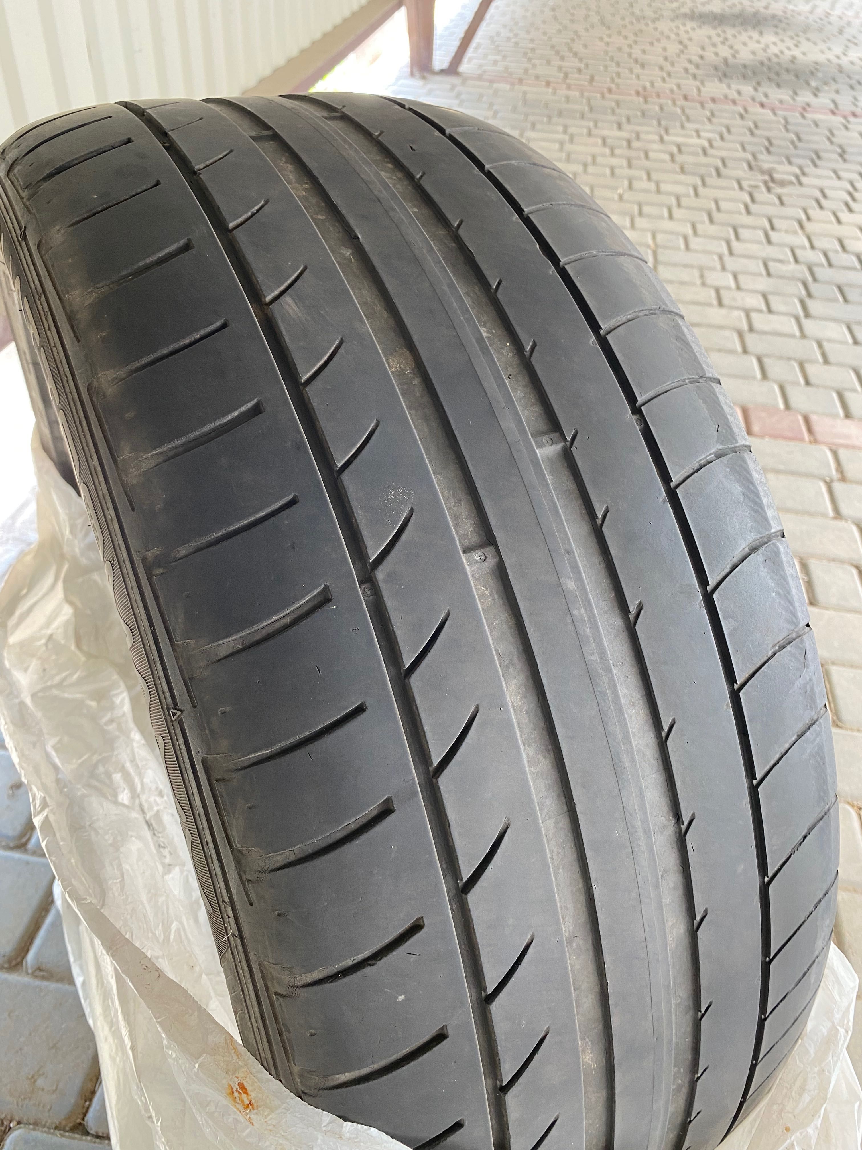 Dunlop 275/40/22