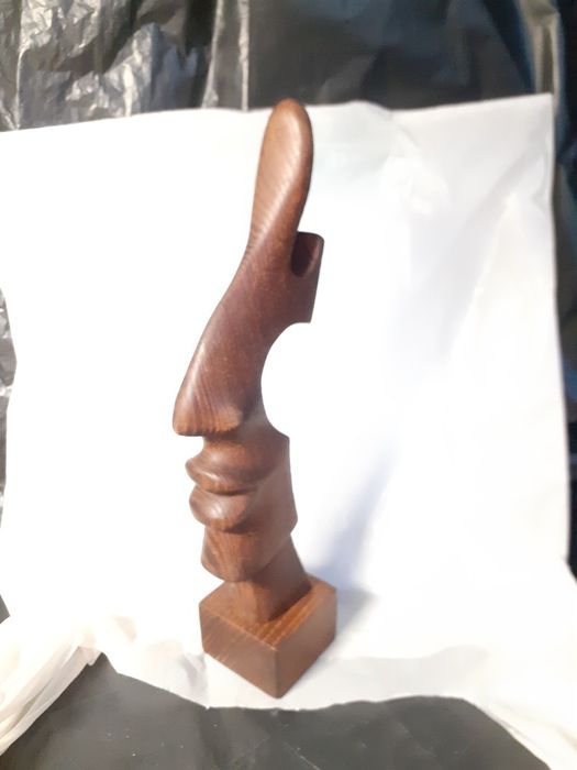 Артоб'єкт дерево різьба