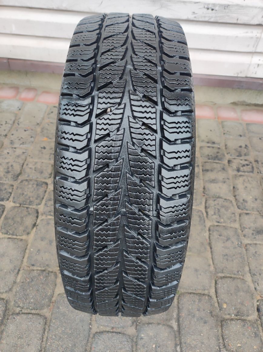 205.65.16c jedna opona Uniroyal Snow Max 2