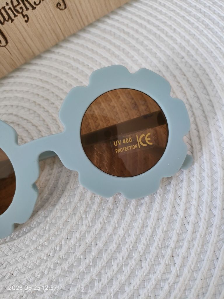 Okulary dla dziecka  przeciwsłoneczne z certyfikatem filtrem UV 400 oc