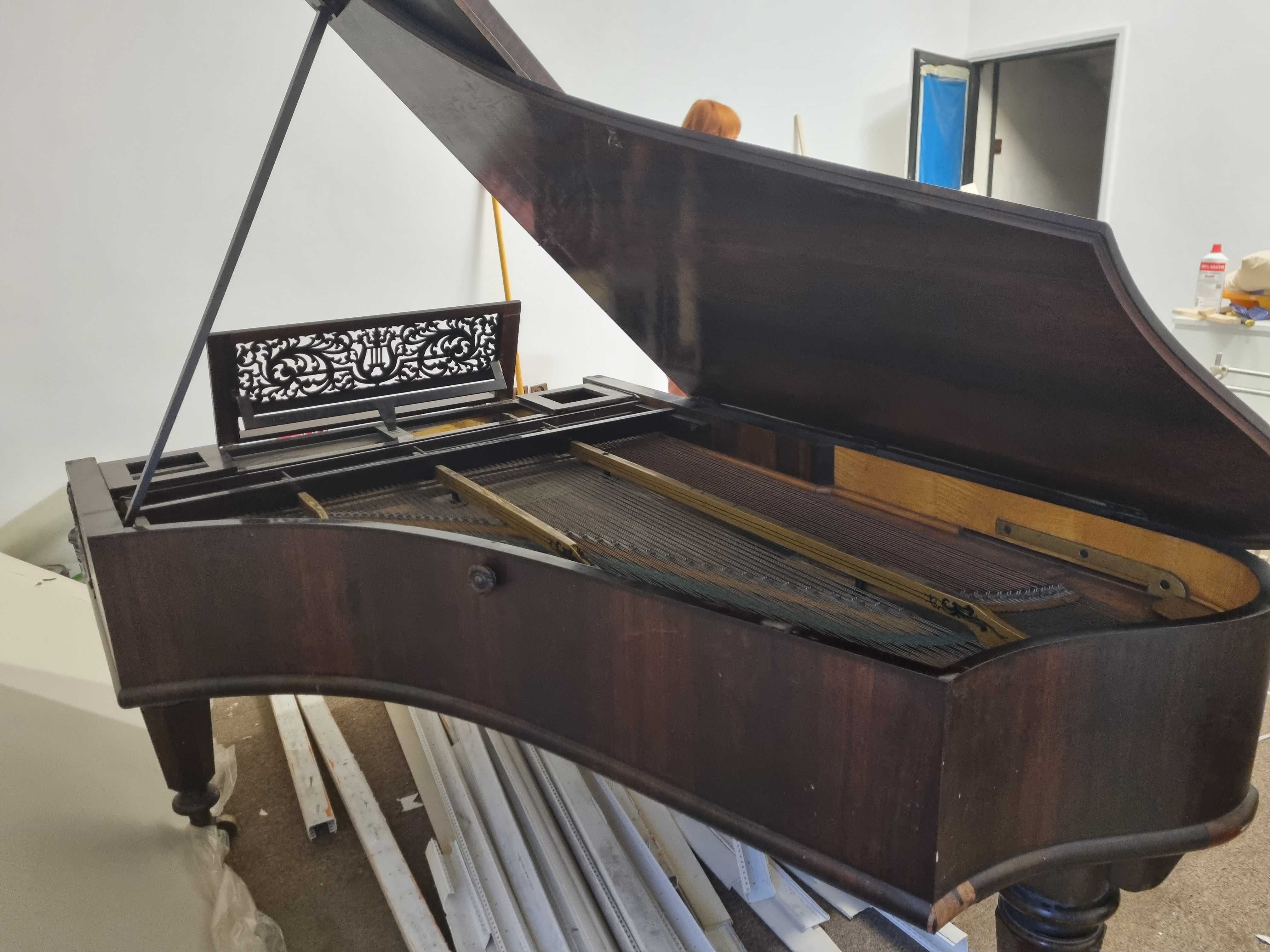 Fortepian do renowacji