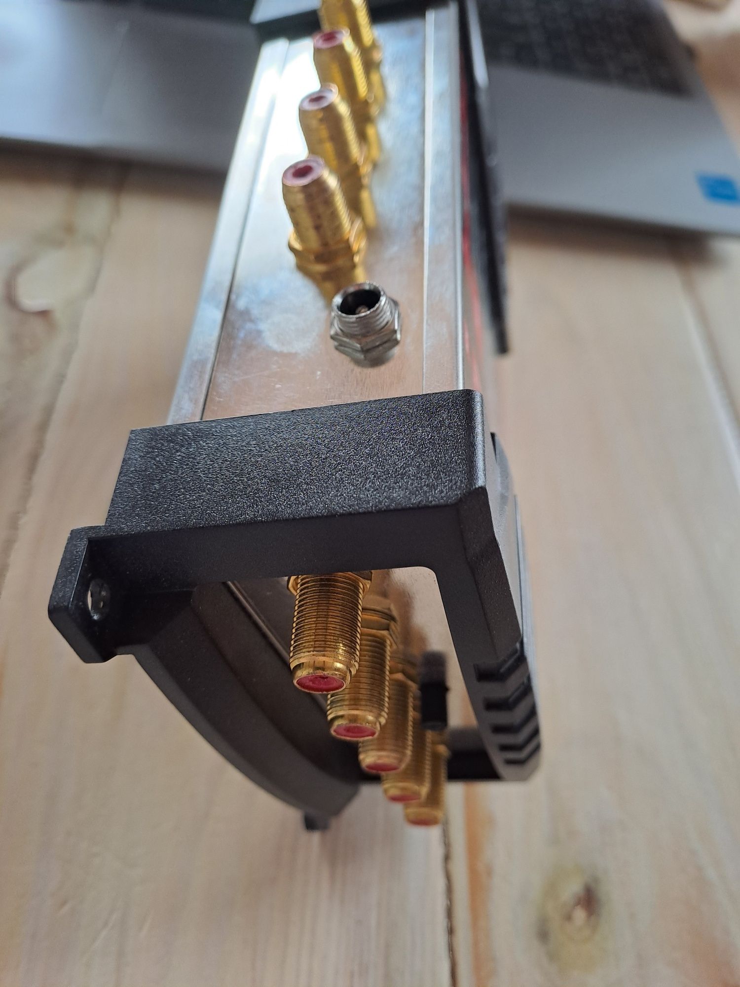 MultiSwitch 5/8 Opticum DVB-S2 DVB-T 8 wyjść PRO-TRQ zestaw Platinum