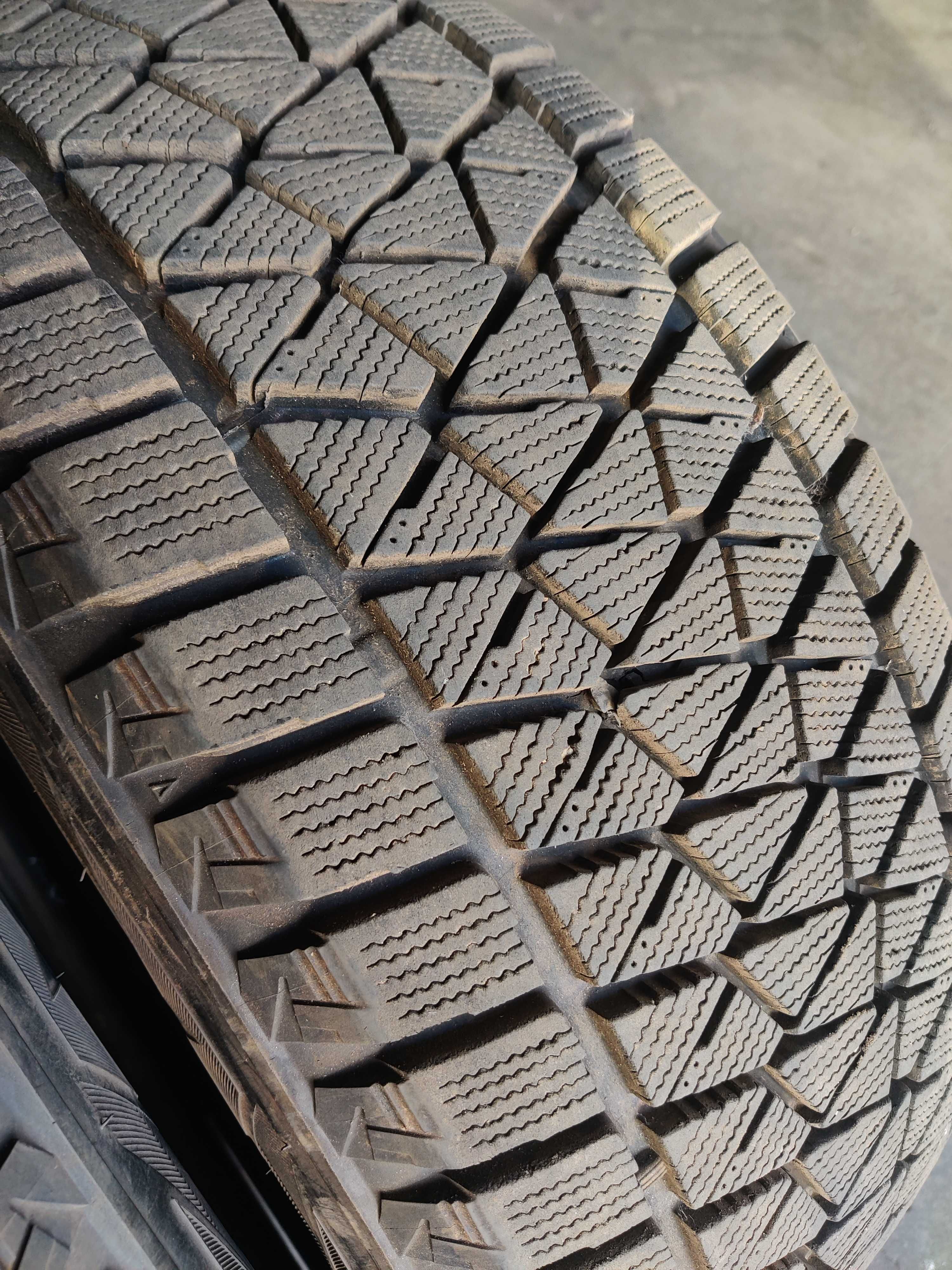 R19 255/55 Bridgestone Blizzak DM-V майже нові зимові шини 10мм зацепи