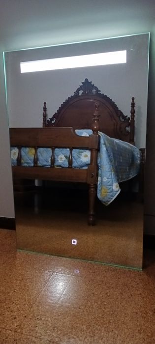 Vendo espelho com luz