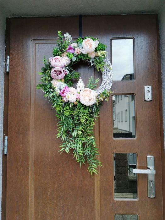 Wianek na drzwi.