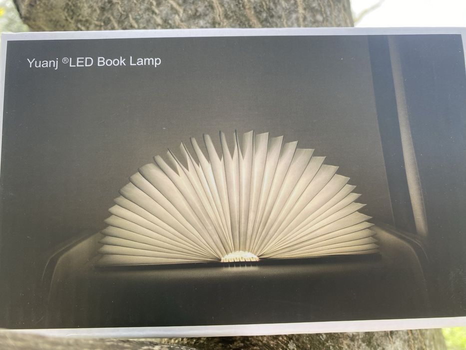 Yuanj Lampa na biurko nowoczesna (książka)