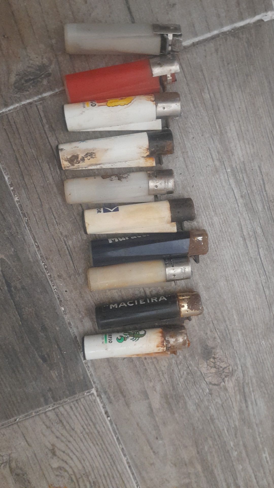 Isqueiros raros bons para colecionadores