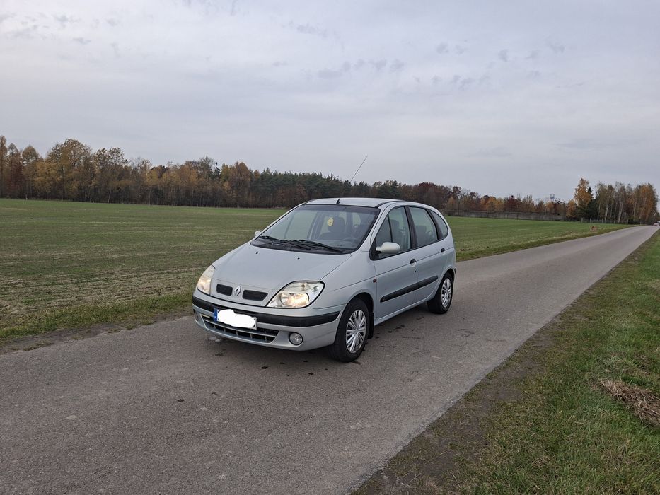 Sprzedam Reno Scenic 1.6 2001rok bezyna gaz