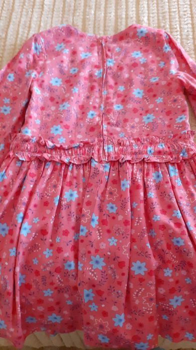Vestido de Menina de 6 anos - rosa coral - usado uma única vez