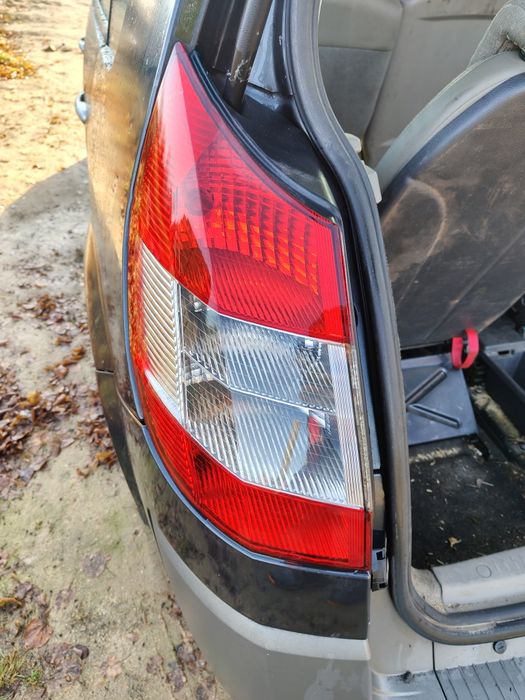 Lewa lampa tył renault scenic 2