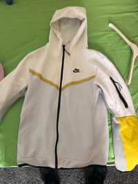 Casaco Nike Tech Fleece