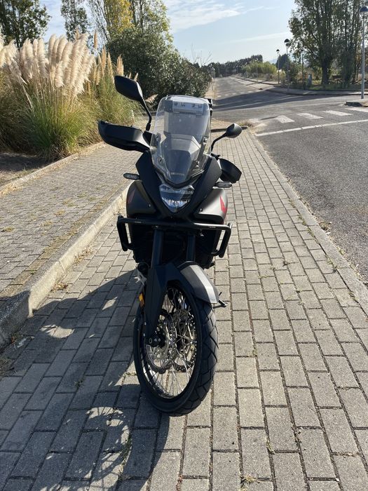 Mota XL750 Transalp com Extras - apenas 2600kms