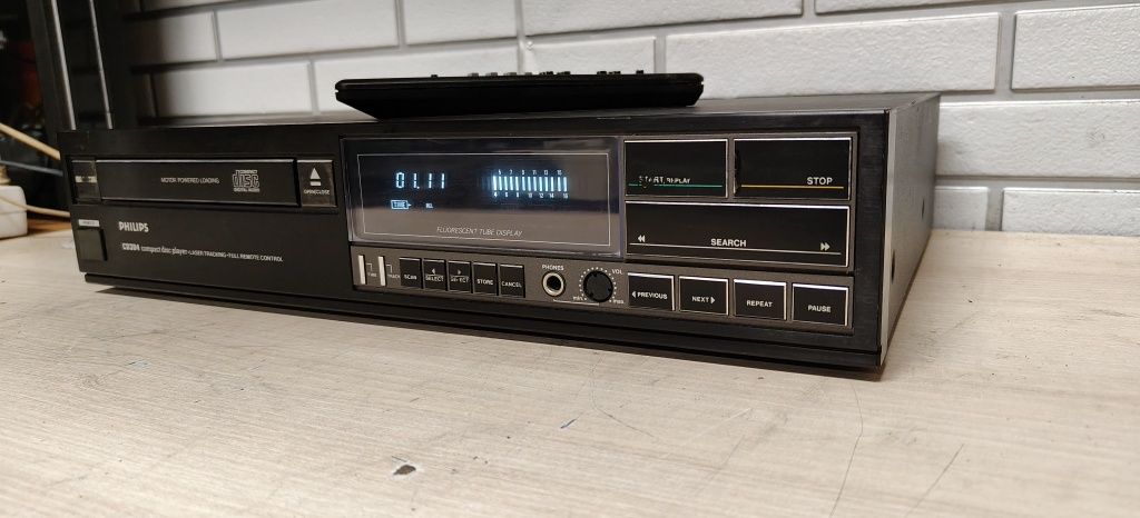 Odtwarzacz CD player PHILIPS CD-304 Pilot. Po serwisie