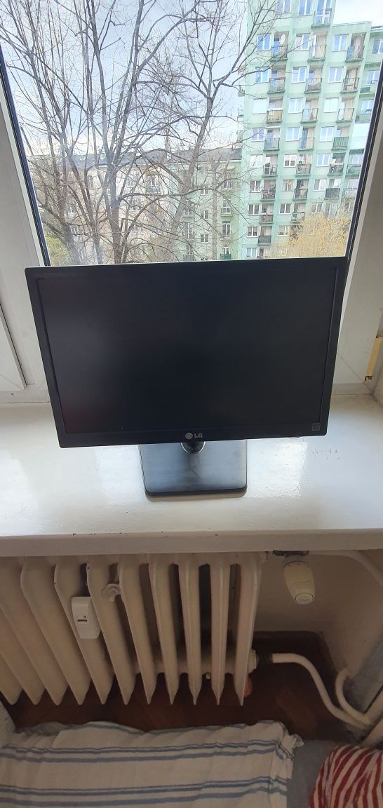 Monitor LG Flatron E1942