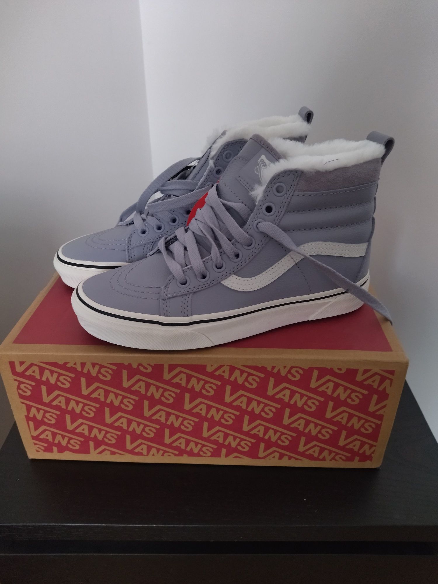 Buty  ocieplane Vans 36.6 że