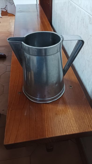Caneca em inox de 2 Litros