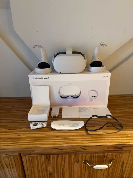Gogle Meta oculus quest 2 II 128GB VR wirtualna rzeczywistość Zestaw.
