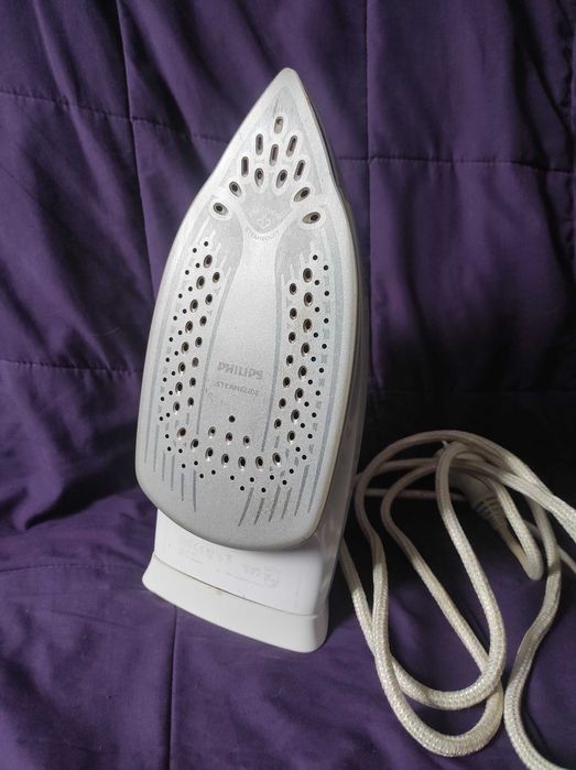 Продам праску Philips Azur gc 4850