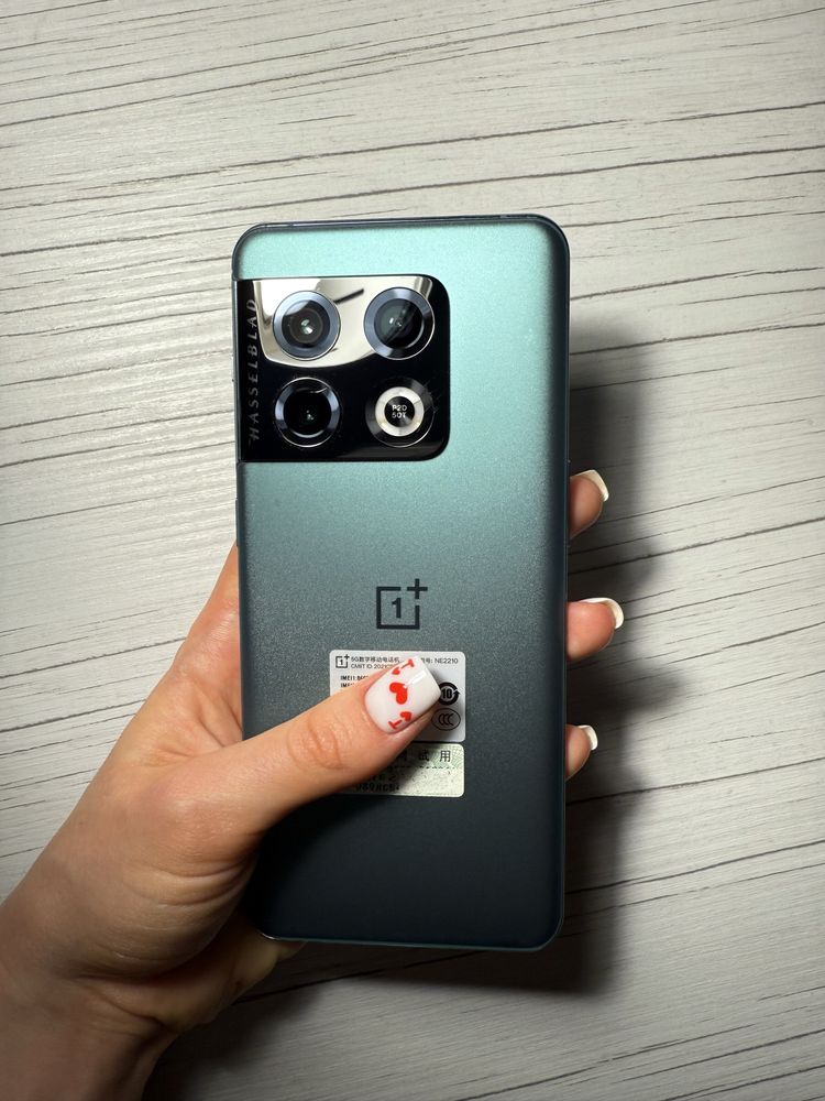 OnePlus 10 Pro /256GB — Emerald Forest