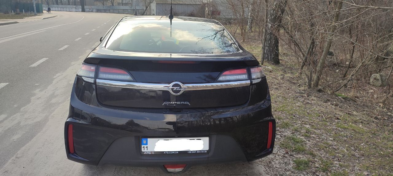 Opel Ampera 2012