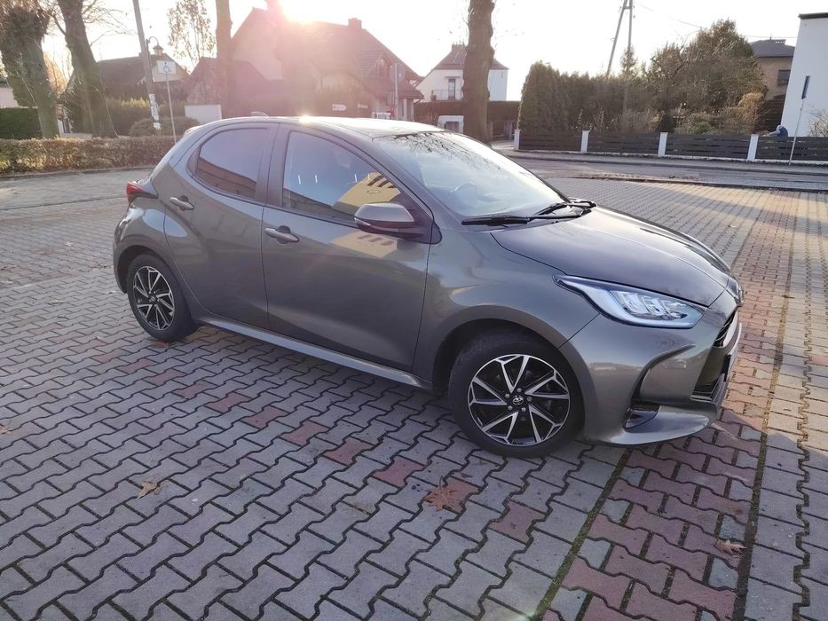 Toyota Yaris Toyota Yaris IV, stan bdb, niski przebieg!