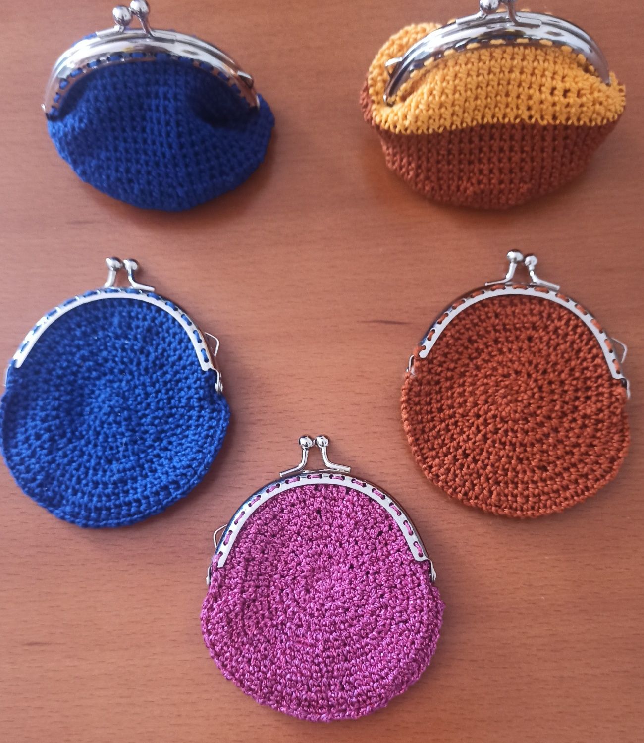 Porta moedas em crochet novos