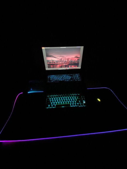 HP OMEN 17 - Ryzen 7 8845HS - RTX 4060 - 32 GB RAM - 1TB SSD - 144Hz