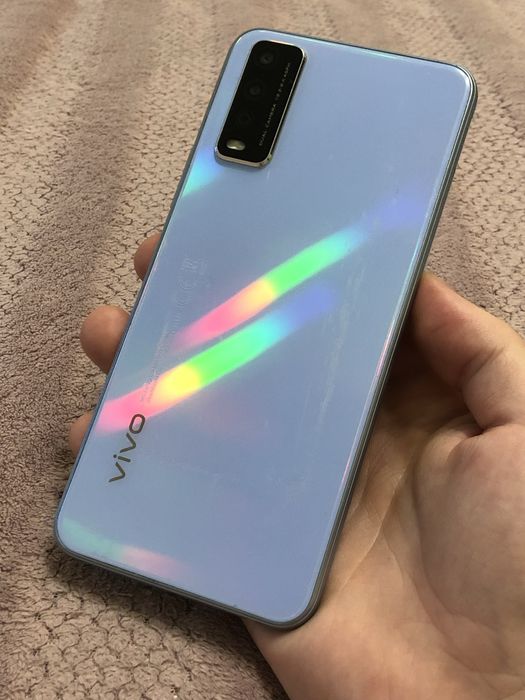 Телефон Vivo v2028 3/32gb гарний стан