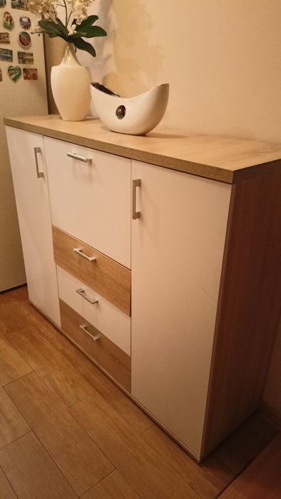 Komoda z barkiem biało beżowa