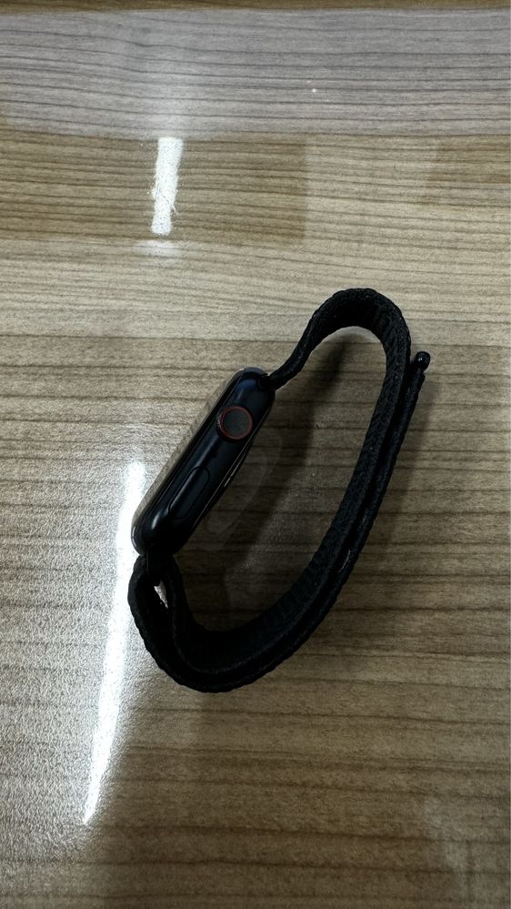 Apple Watch 8 45mm cellular