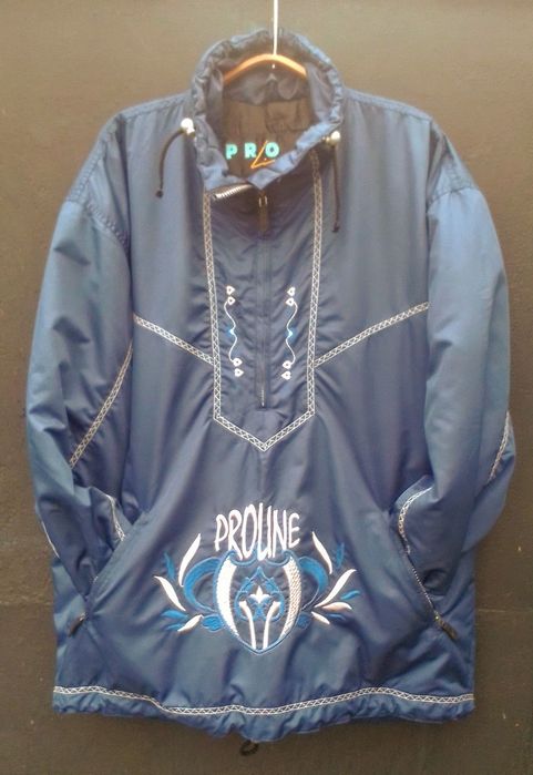 Продам куртку анорак без застібки .