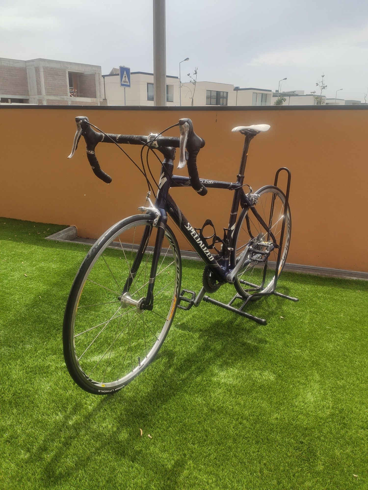 Bicicleta Specialized Roubaix Elite