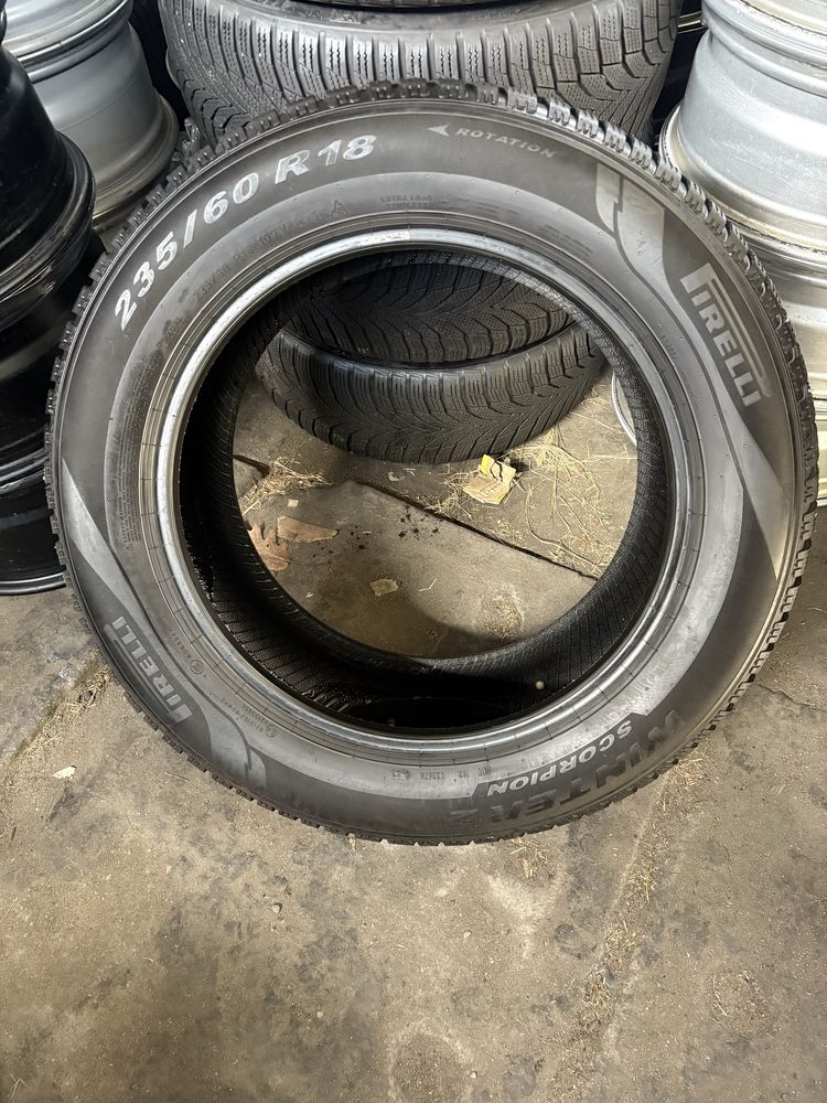 2x opony zimowe 235/60 r18 pirelli 2023