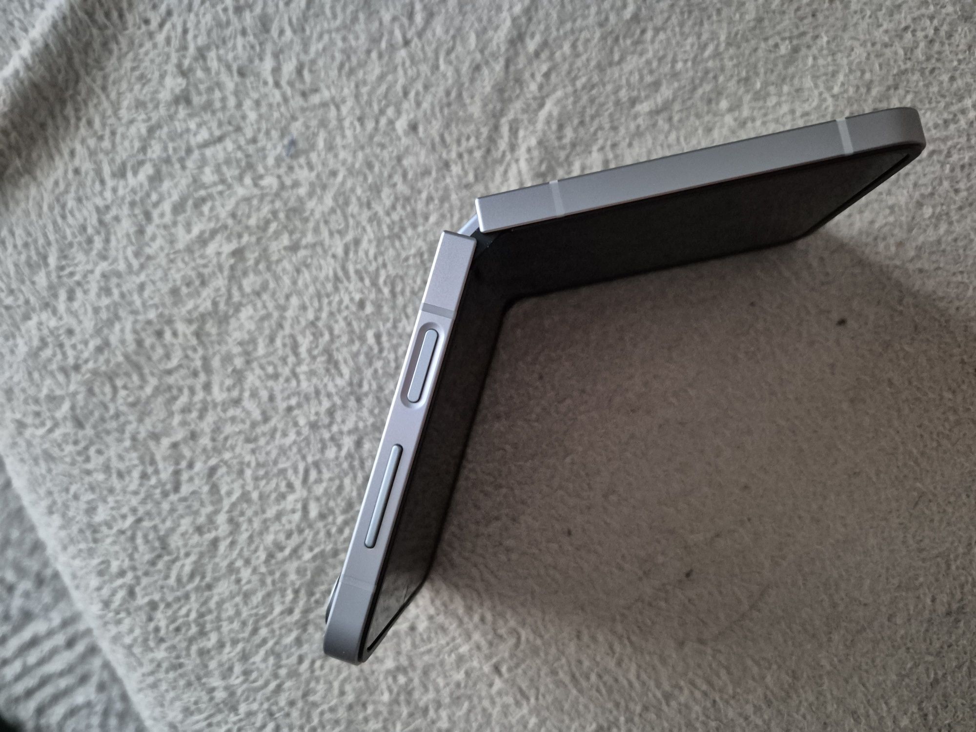 Samsung Galaxy Z Flip 6 256Gb