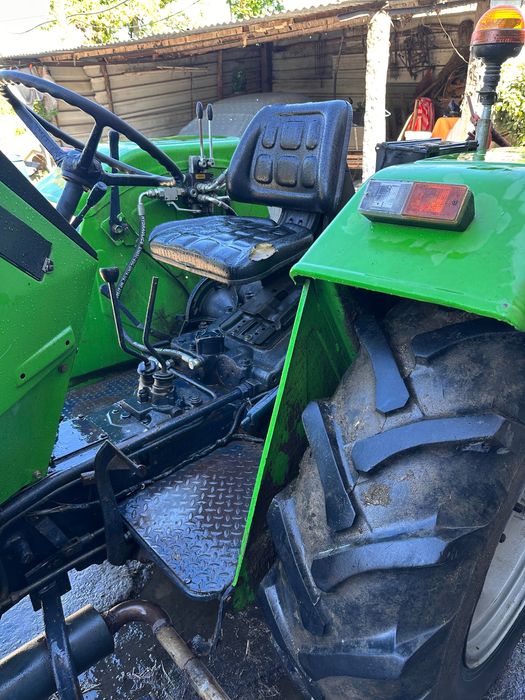 Trator Deutz Dx3.30