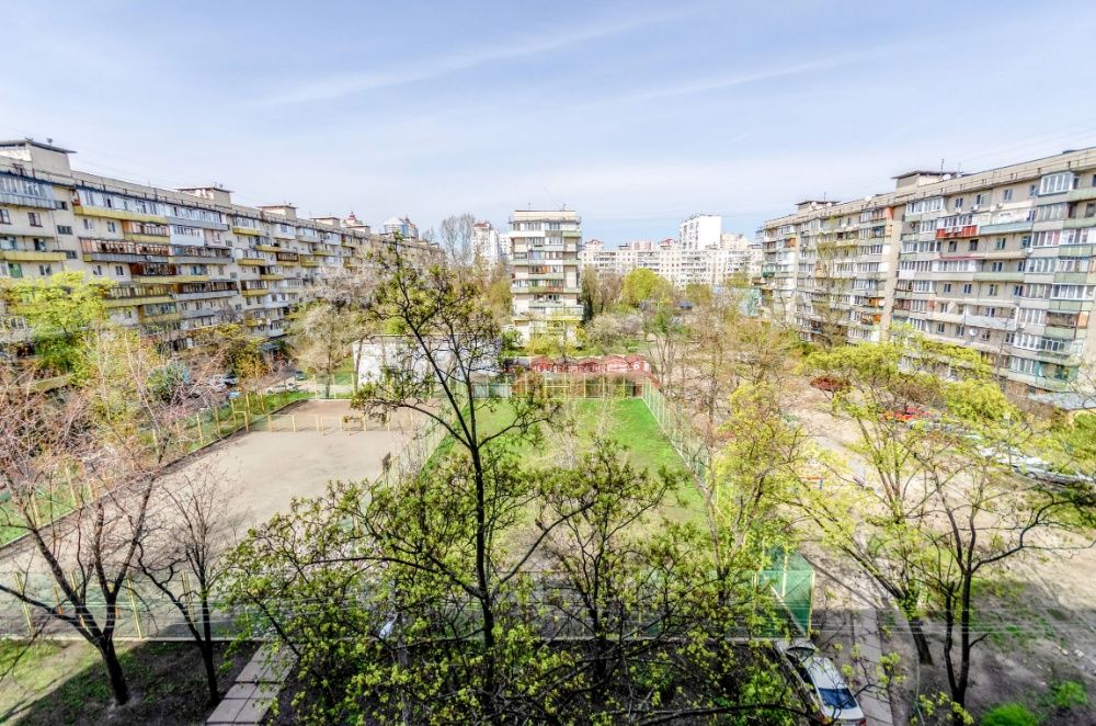 Метро Оболонь 3-ех комнатная (проспект Оболонский 16а)-22-555.biz.ua