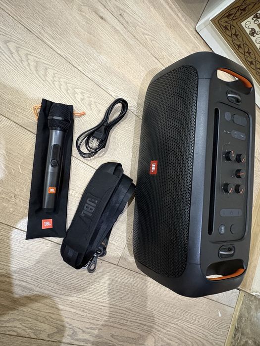 Колонка JBL partybox